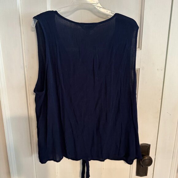 | Market & Spruce | Blue Sleeveless Front Tie Top - Picture 5 of 5